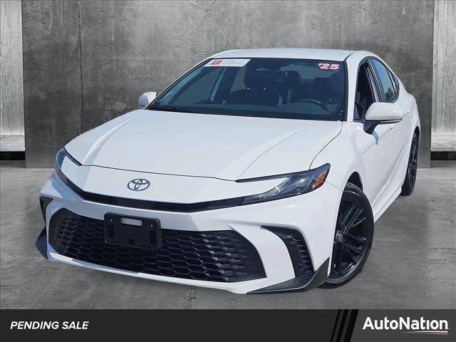 2025 Toyota Camry SE — Sedan — 18,428 mi — Tempe, AZ