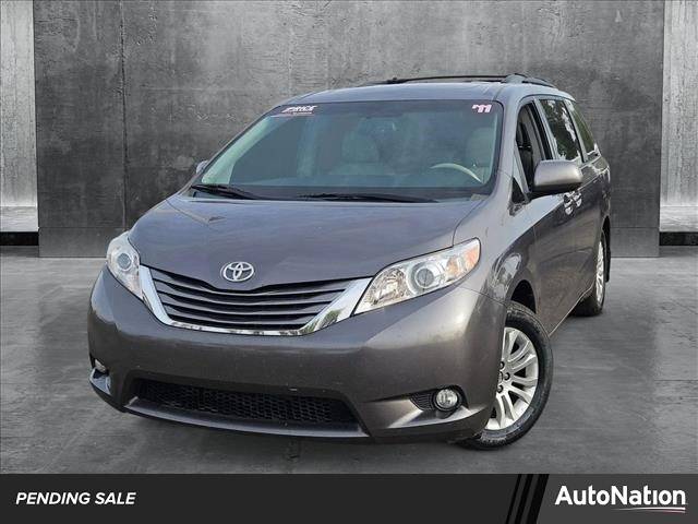 2011 Toyota Sienna XLE — Minivan — 207,794 mi — Tempe, AZ