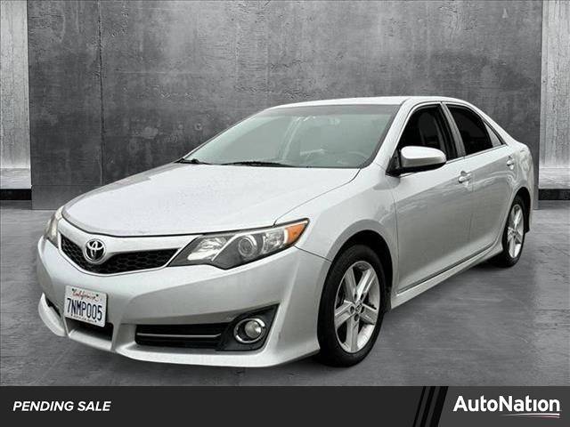2014 Toyota Camry SE — Sedan — 130,700 mi — Tempe, AZ