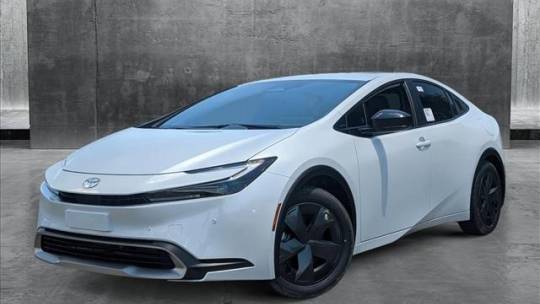 2025 Toyota Prius Plug-in Hybrid SE