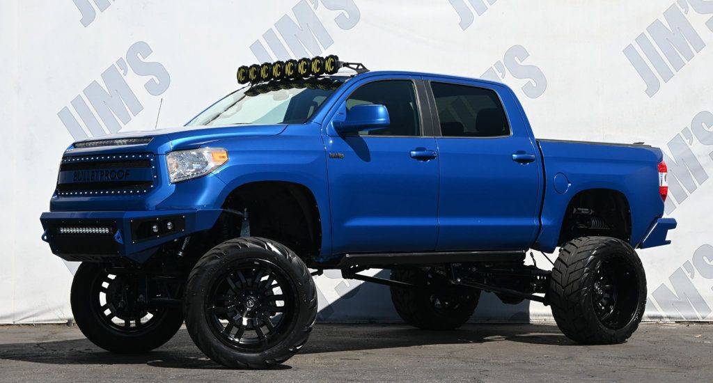 2017 Toyota Tundra SR5