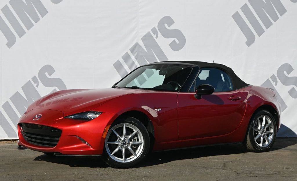 2017 Mazda MX-5 Miata Sport