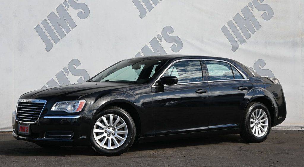 2011 Chrysler 300 Base — Sedan — 75,080 mi — Harbor City, CA