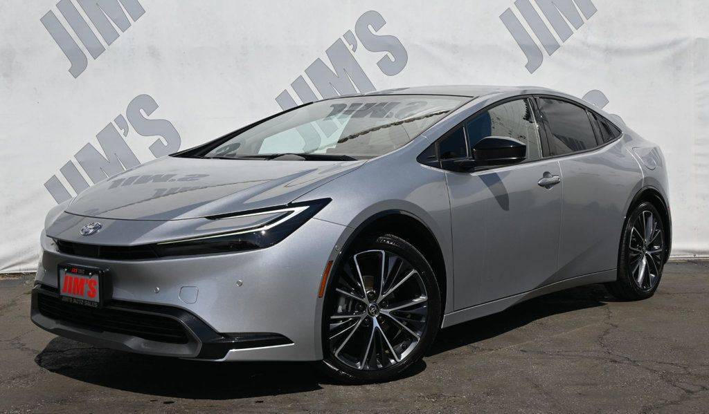 2023 Toyota Prius Limited — Hatchback — 8,223 mi — Harbor City, CA