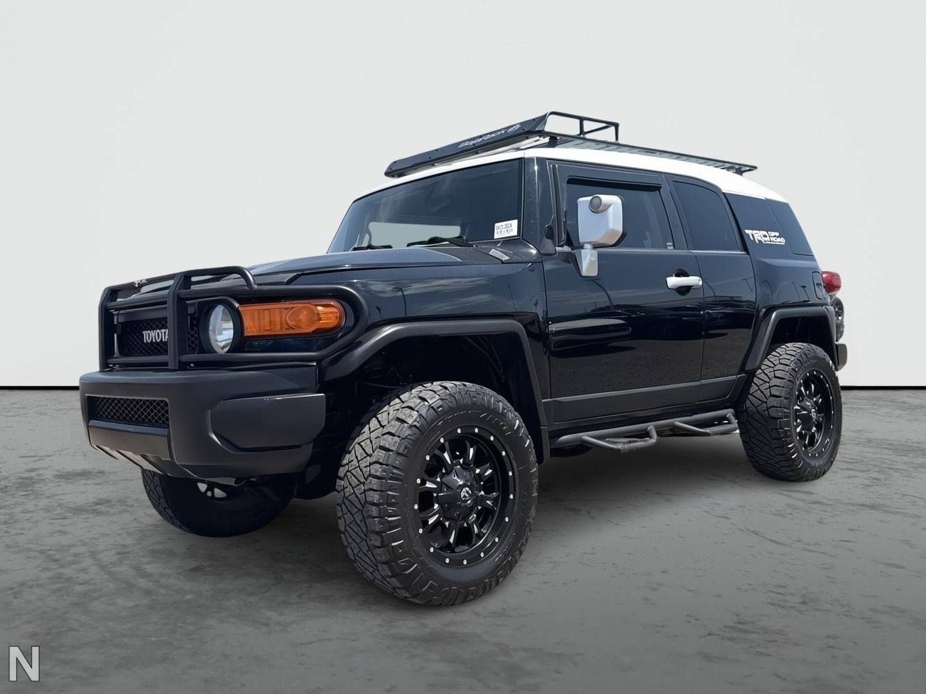 2014 Toyota FJ Cruiser Base — SUV — 141,315 mi — Phoenix, AZ