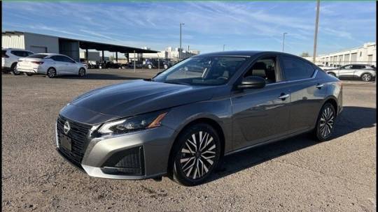 2024 Nissan Altima SV — Sedan — 15,277 mi — Phoenix, AZ