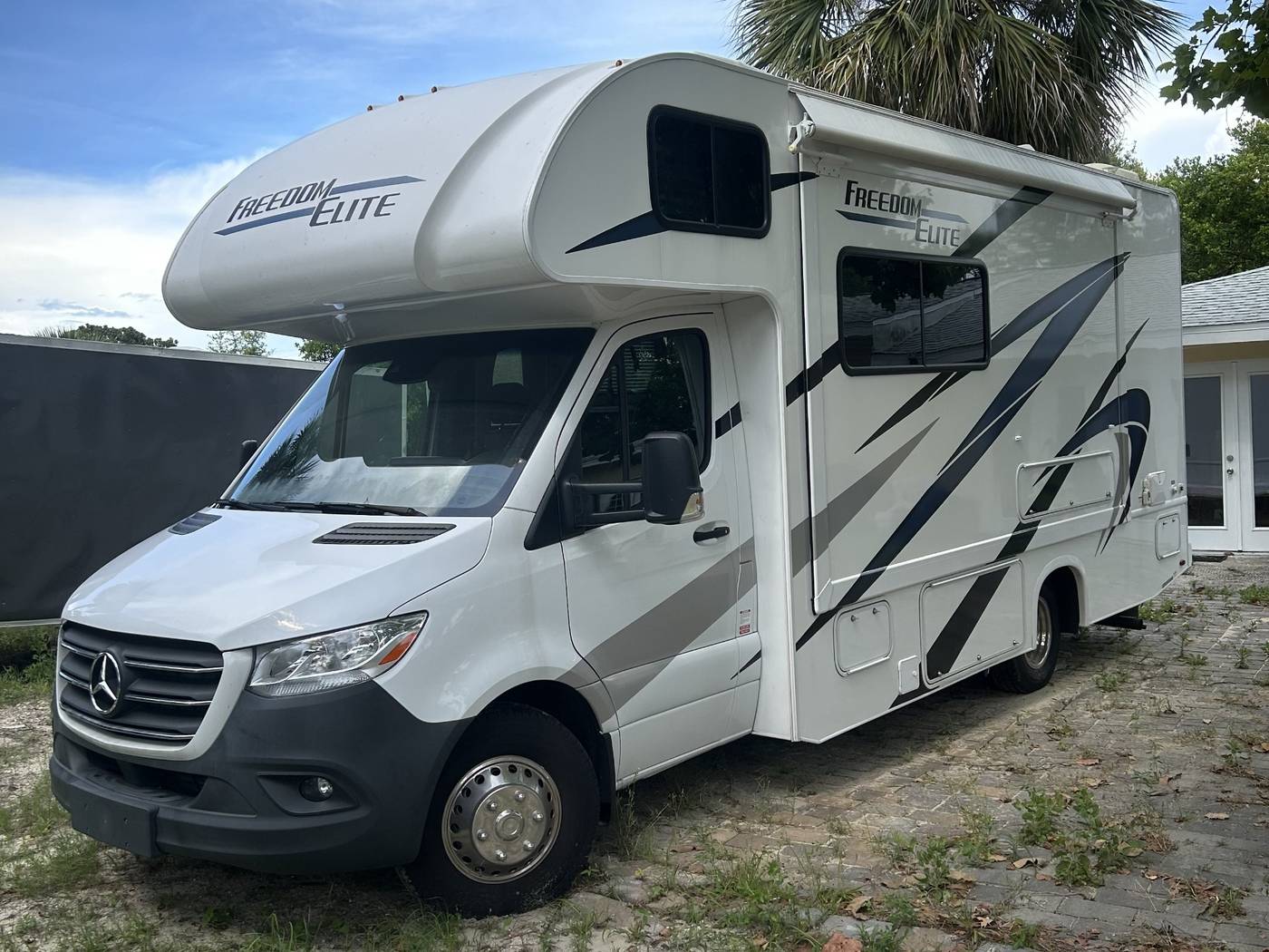2022 Mercedes-Benz Sprinter Cab Chassis 3500XD — Chassis Cab Truck — 2,540 mi — Murfreesboro, TN