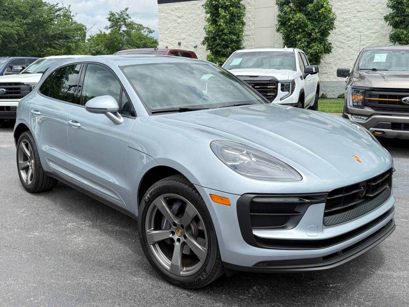 2024 Porsche Macan T — SUV — 3,875 mi — Murfreesboro, TN
