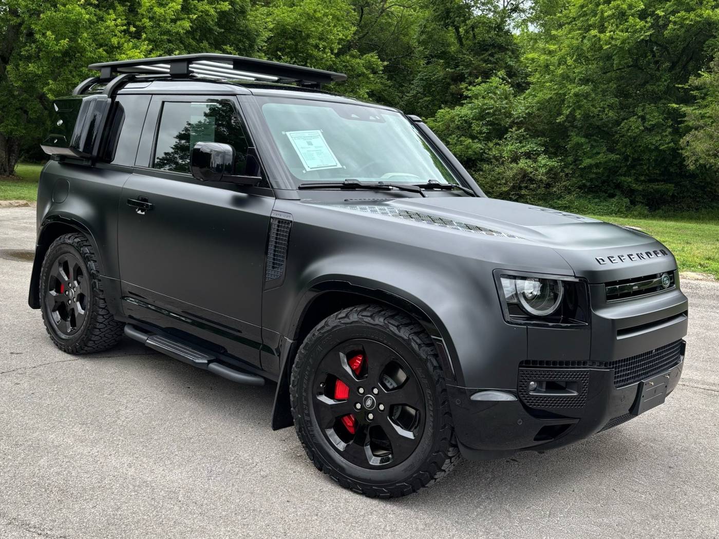 2024 Land Rover Defender X-Dynamic SE