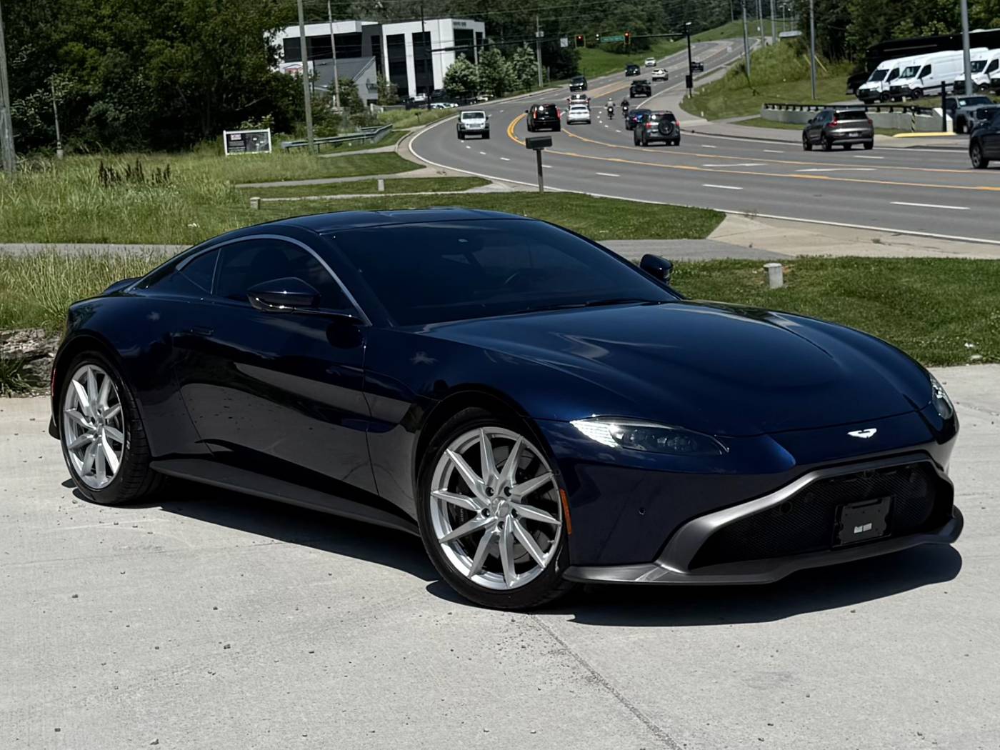 2020 Aston Martin Vantage Standard