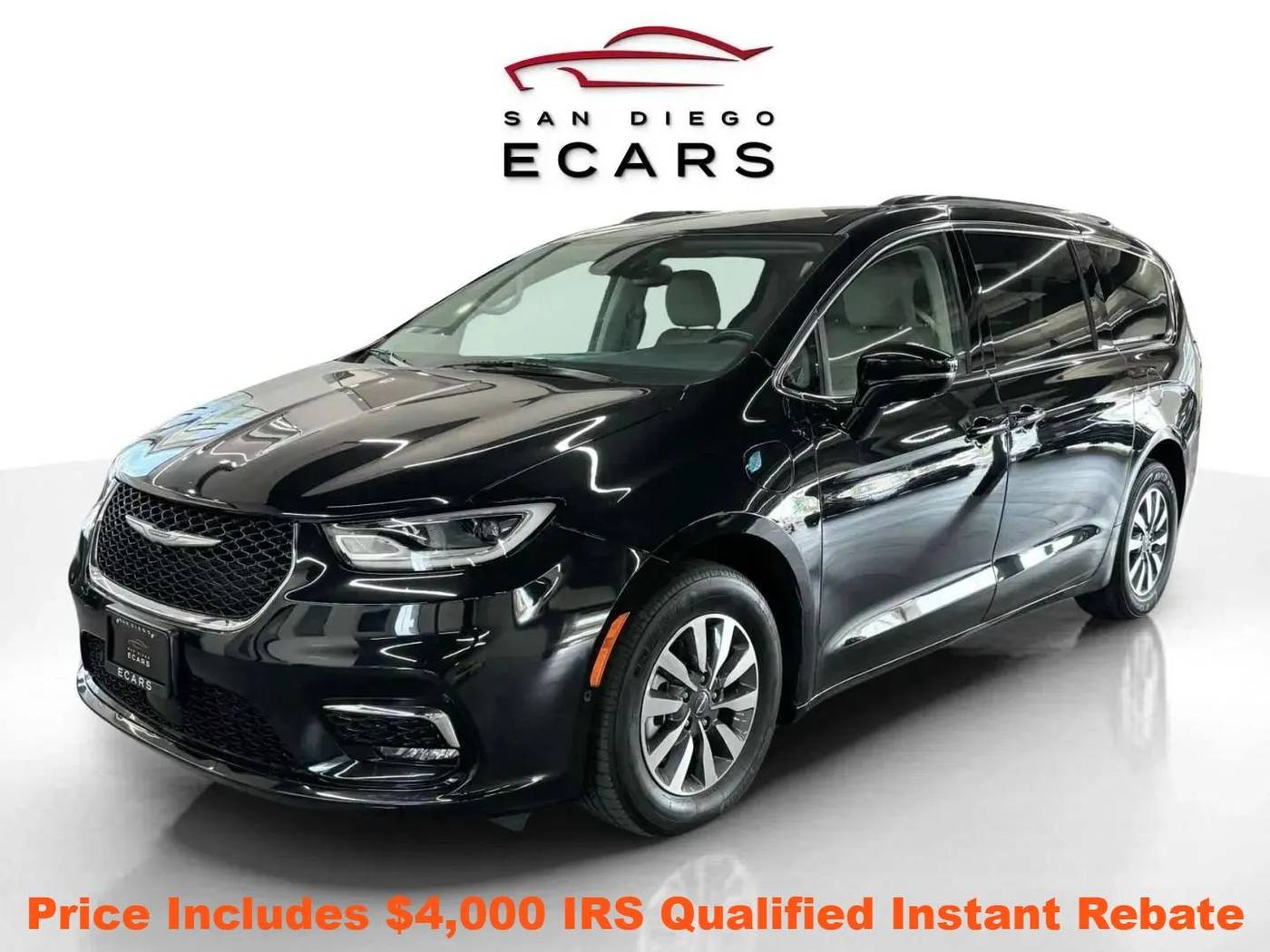 2021 Chrysler Pacifica Hybrid Touring L — Minivan — 49,436 mi — San Diego, CA