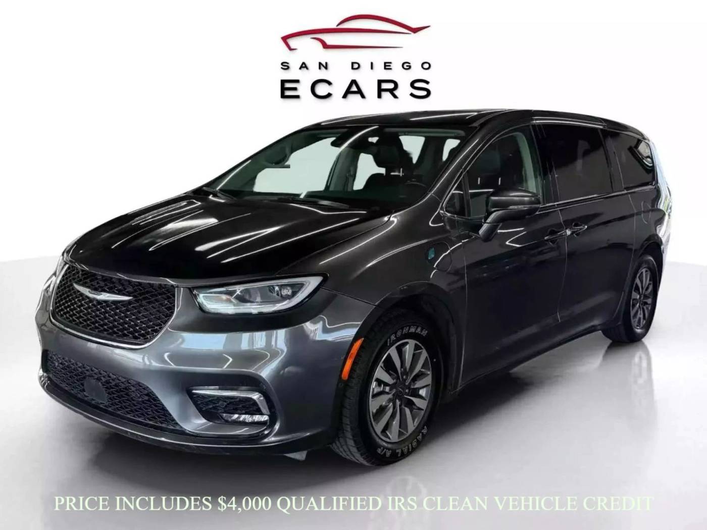 2022 Chrysler Pacifica Hybrid Touring L — Minivan — 67,661 mi — San Diego, CA