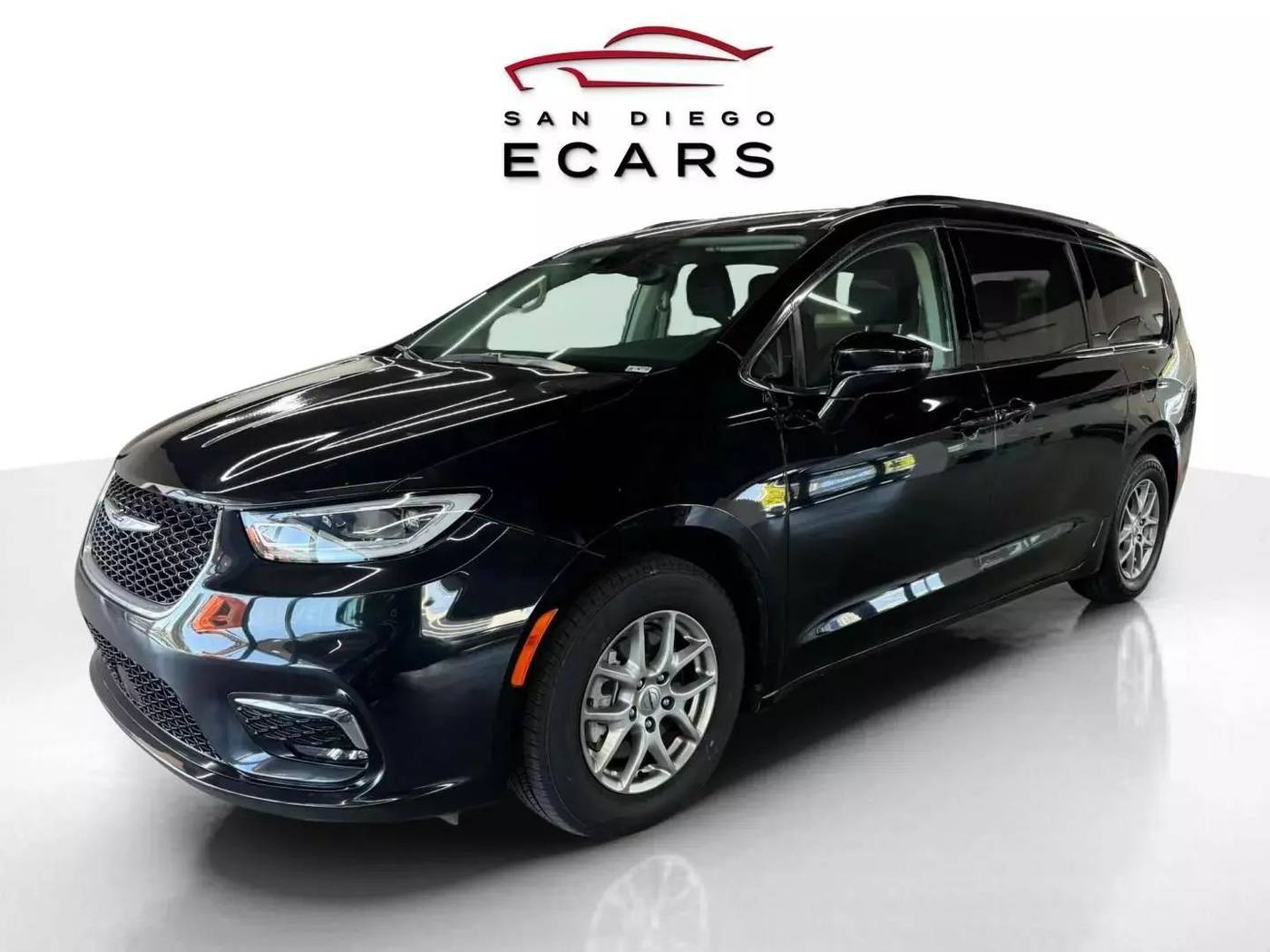 2021 Chrysler Pacifica Touring — Minivan — 43,313 mi — San Diego, CA