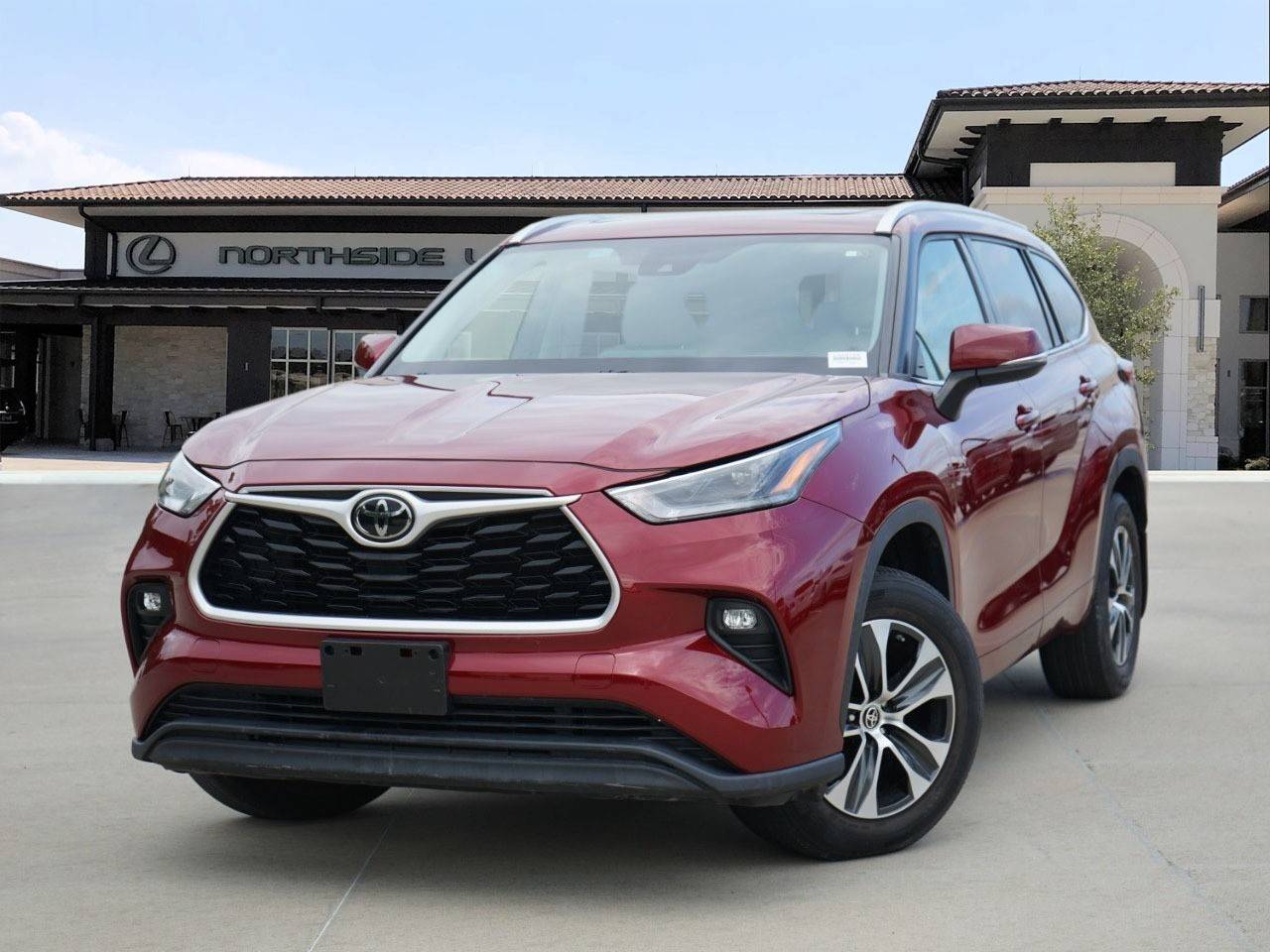 2021 Toyota Highlander XLE — SUV — 45,748 mi — Spring, TX