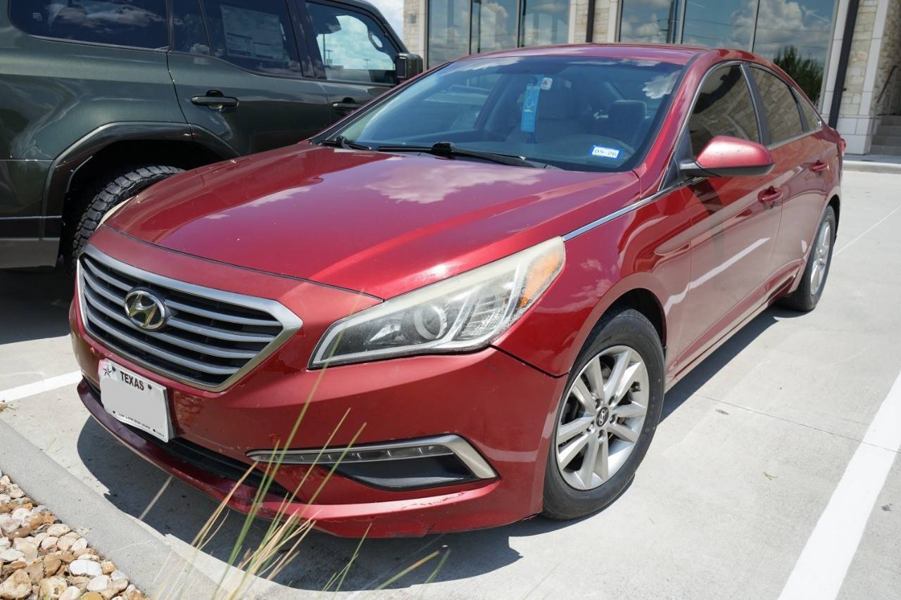 2015 Hyundai Sonata SE — Sedan — 122,692 mi — Spring, TX