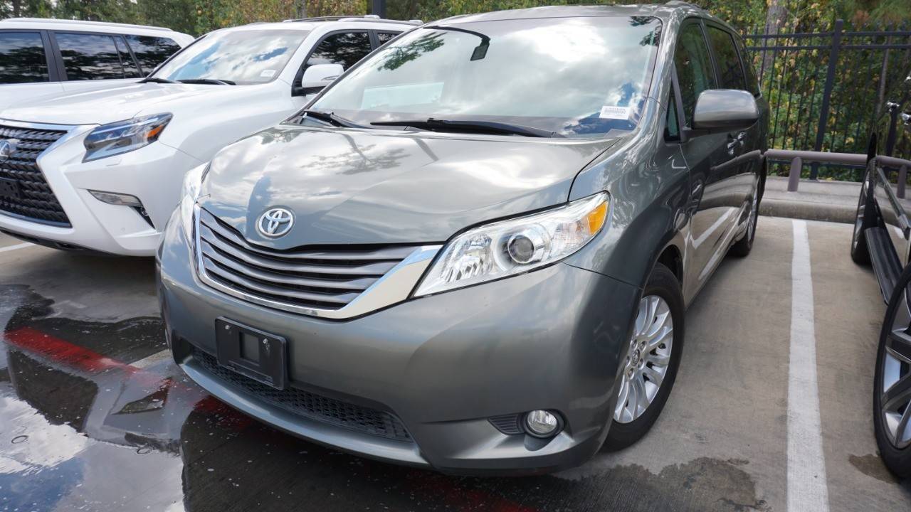 2011 Toyota Sienna XLE — Minivan — 127,120 mi — Spring, TX