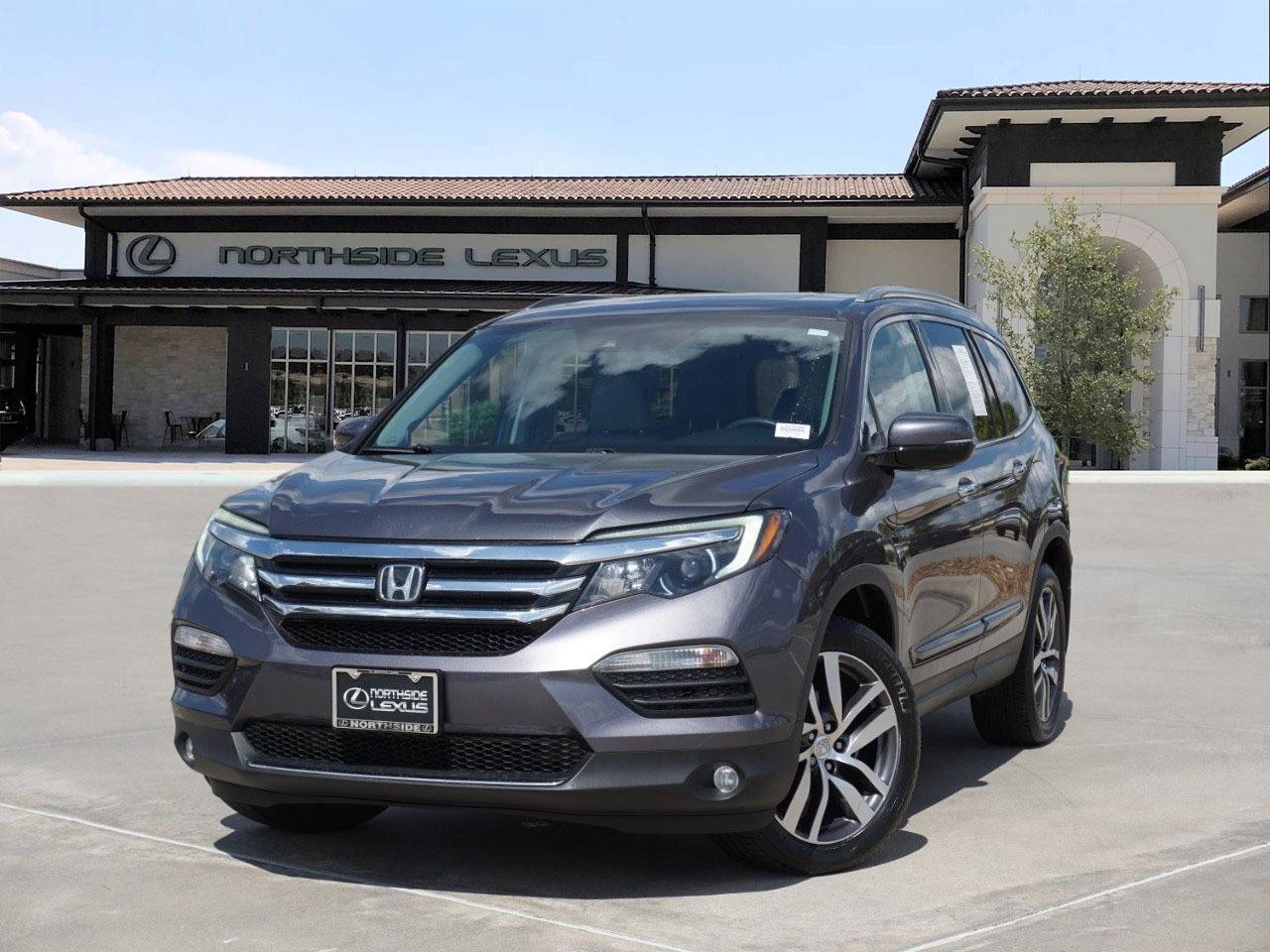 2017 Honda Pilot Touring — SUV — 118,004 mi — Spring, TX