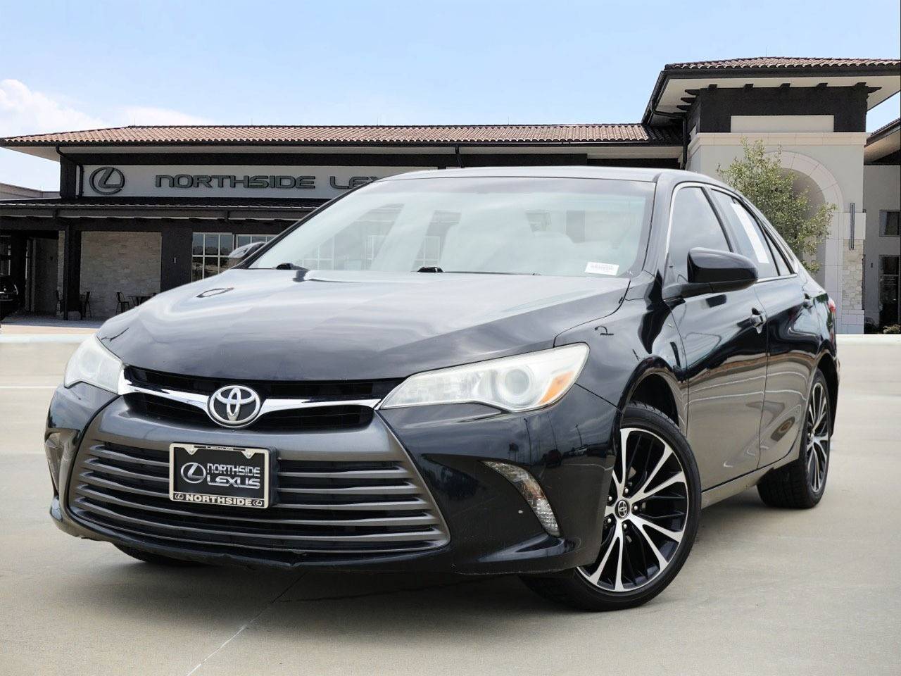 2016 Toyota Camry LE — Sedan — 121,789 mi — Spring, TX
