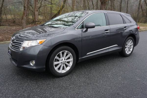 Used 2010 Toyota Venza for Sale (with Photos) | U.S. News & World Report