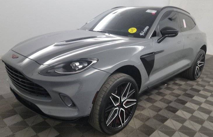 2021 Aston Martin DBX