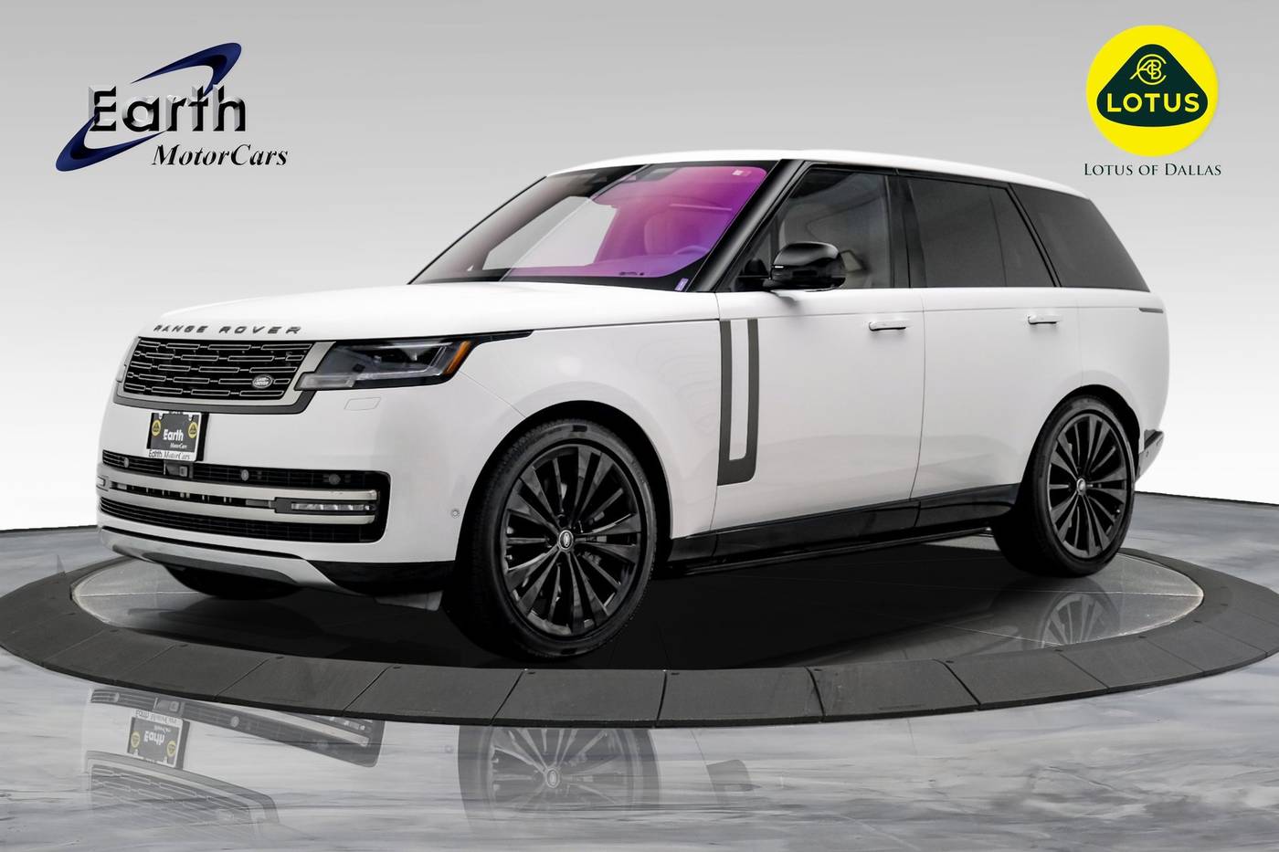 2023 Land Rover Range Rover SE — SUV — 23,521 mi — Carrollton, TX