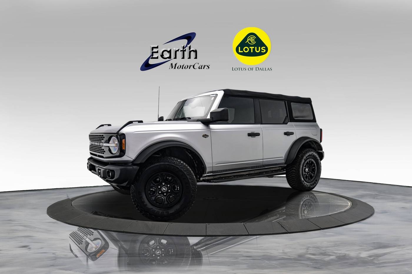 2022 Ford Bronco Wildtrak — SUV — 24,825 mi — Carrollton, TX