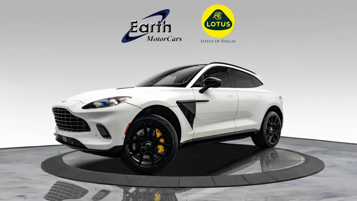 2021 Aston Martin DBX