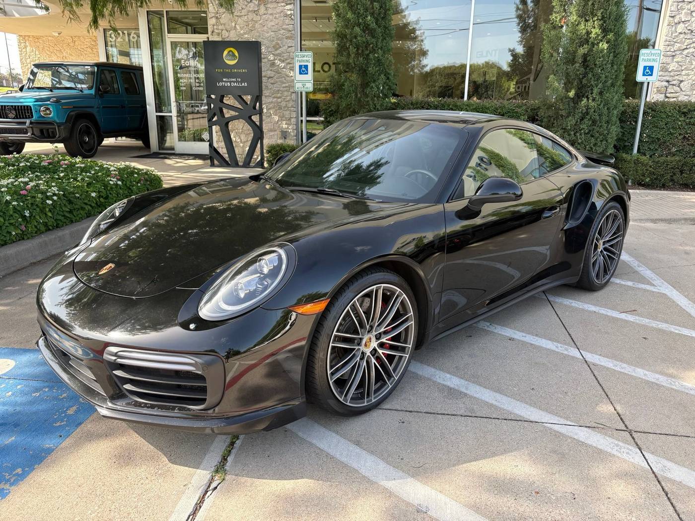 2017 Porsche 911 Turbo
