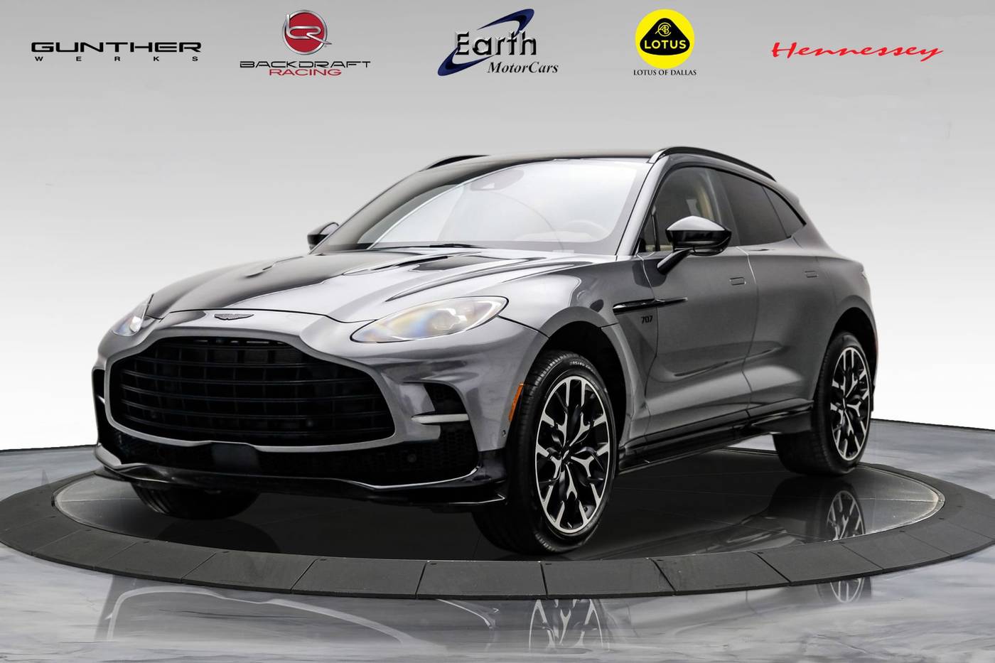 2023 Aston Martin DBX 707