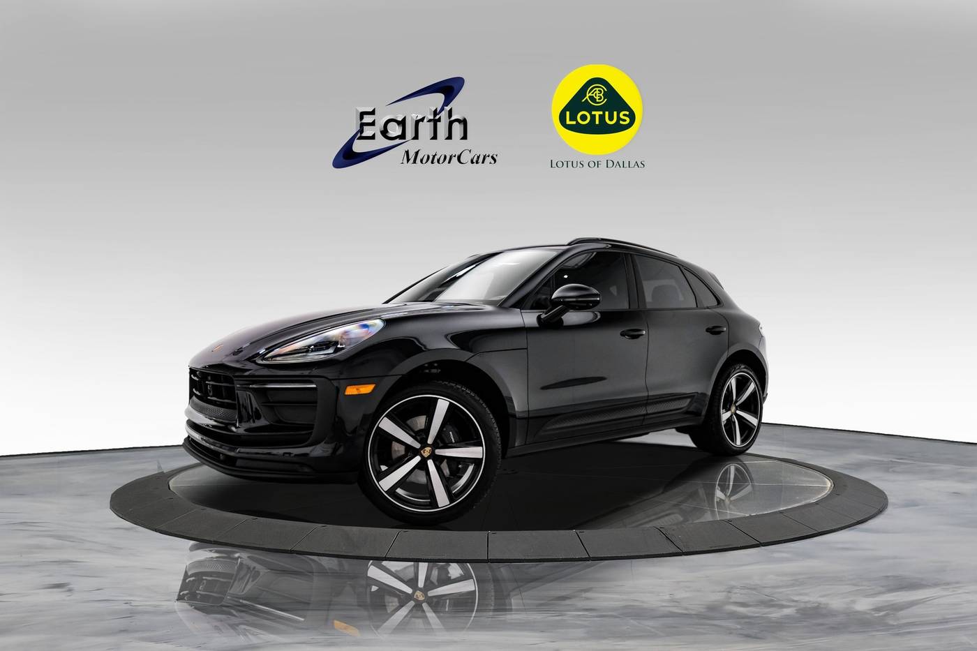 2024 Porsche Macan Standard — SUV — 10,890 mi — Carrollton, TX