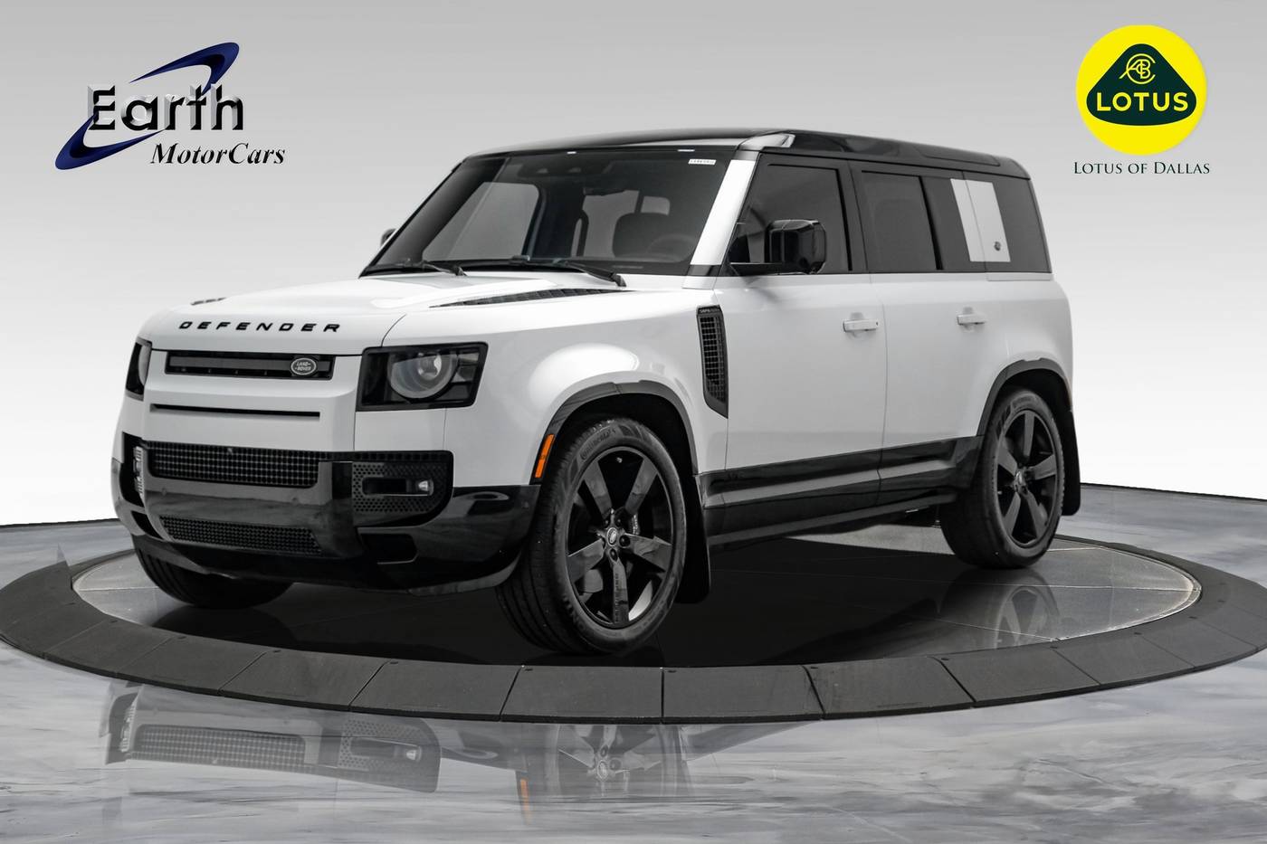 2023 Land Rover Defender V8 — SUV — 38,294 mi — Carrollton, TX