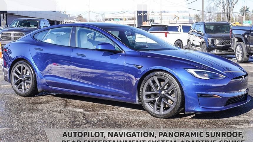 2023 Tesla Model S Plaid — Hatchback — 23,575 mi — Riverdale, NJ