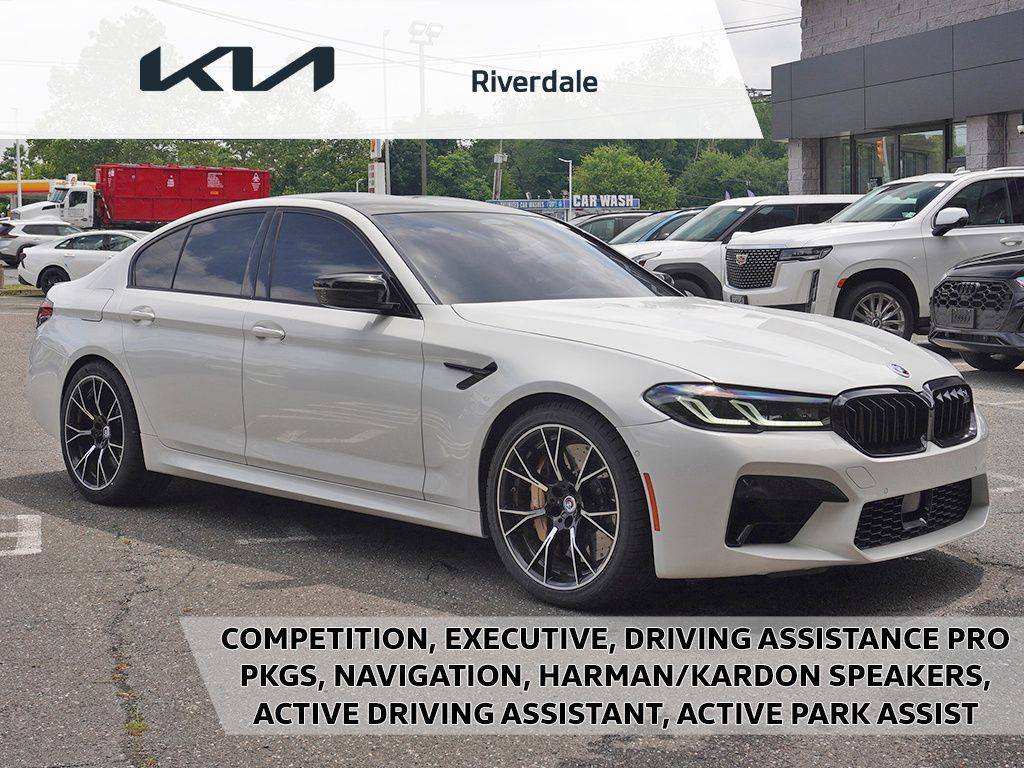 2022 BMW M5 Standard