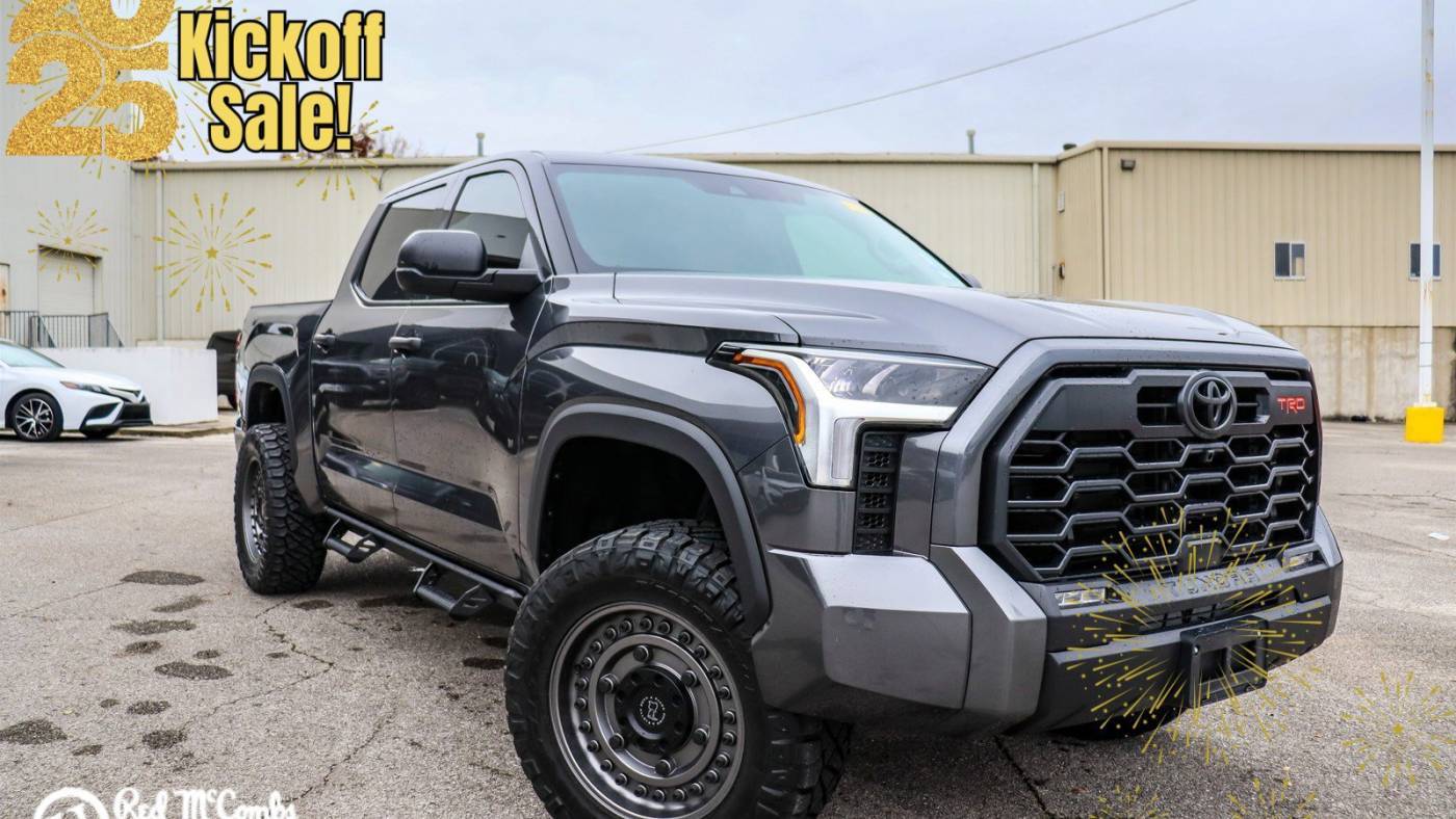 2022 Toyota Tundra SR5 — Pickup Truck — 14,148 mi — San Antonio, TX