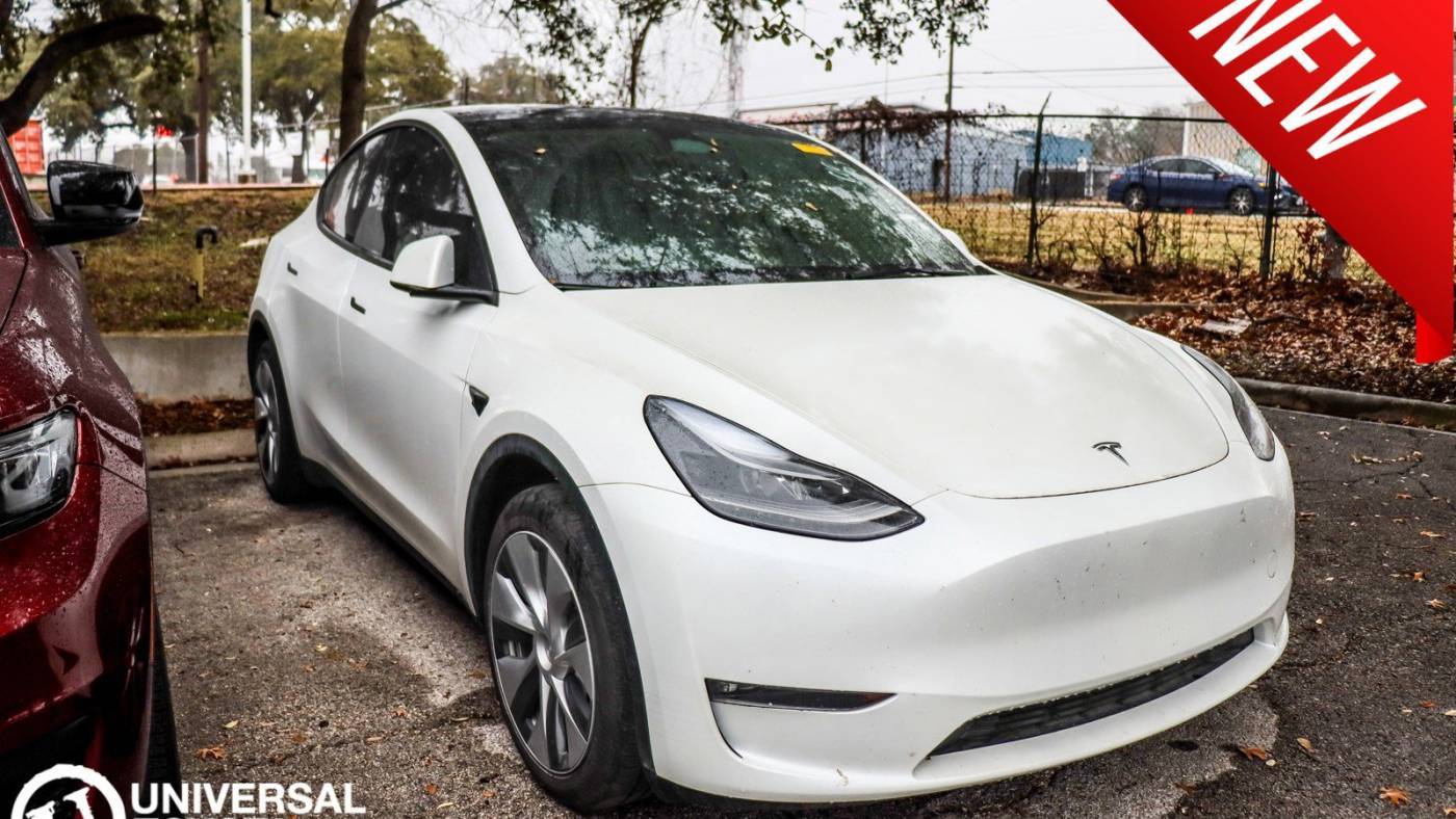 2023 Tesla Model Y Long Range — SUV — 24,277 mi — San Antonio, TX