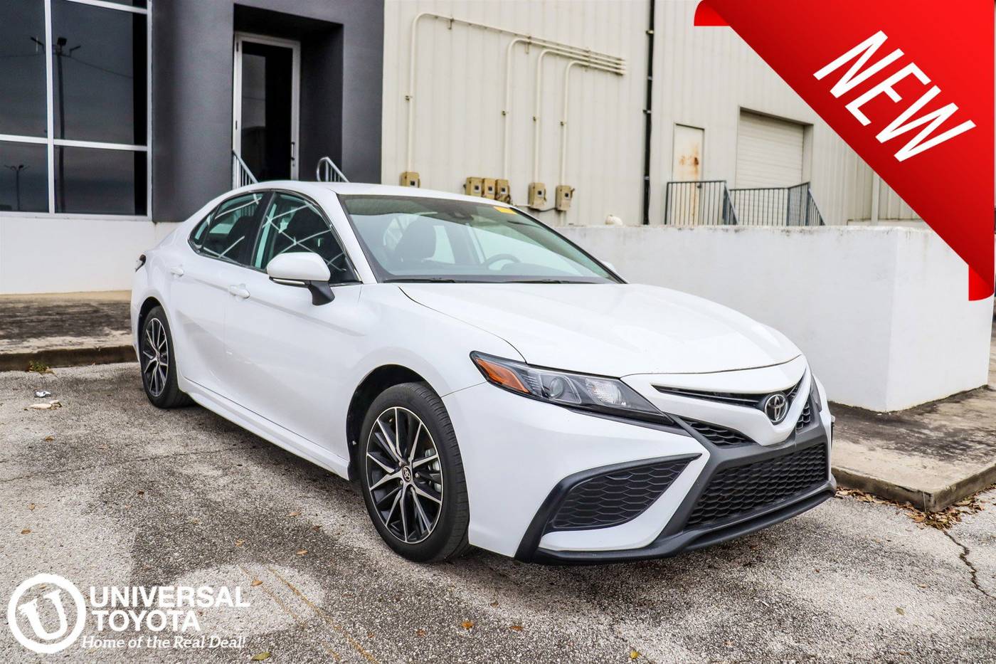 2024 Toyota Camry SE — Sedan — 32,451 mi — San Antonio, TX
