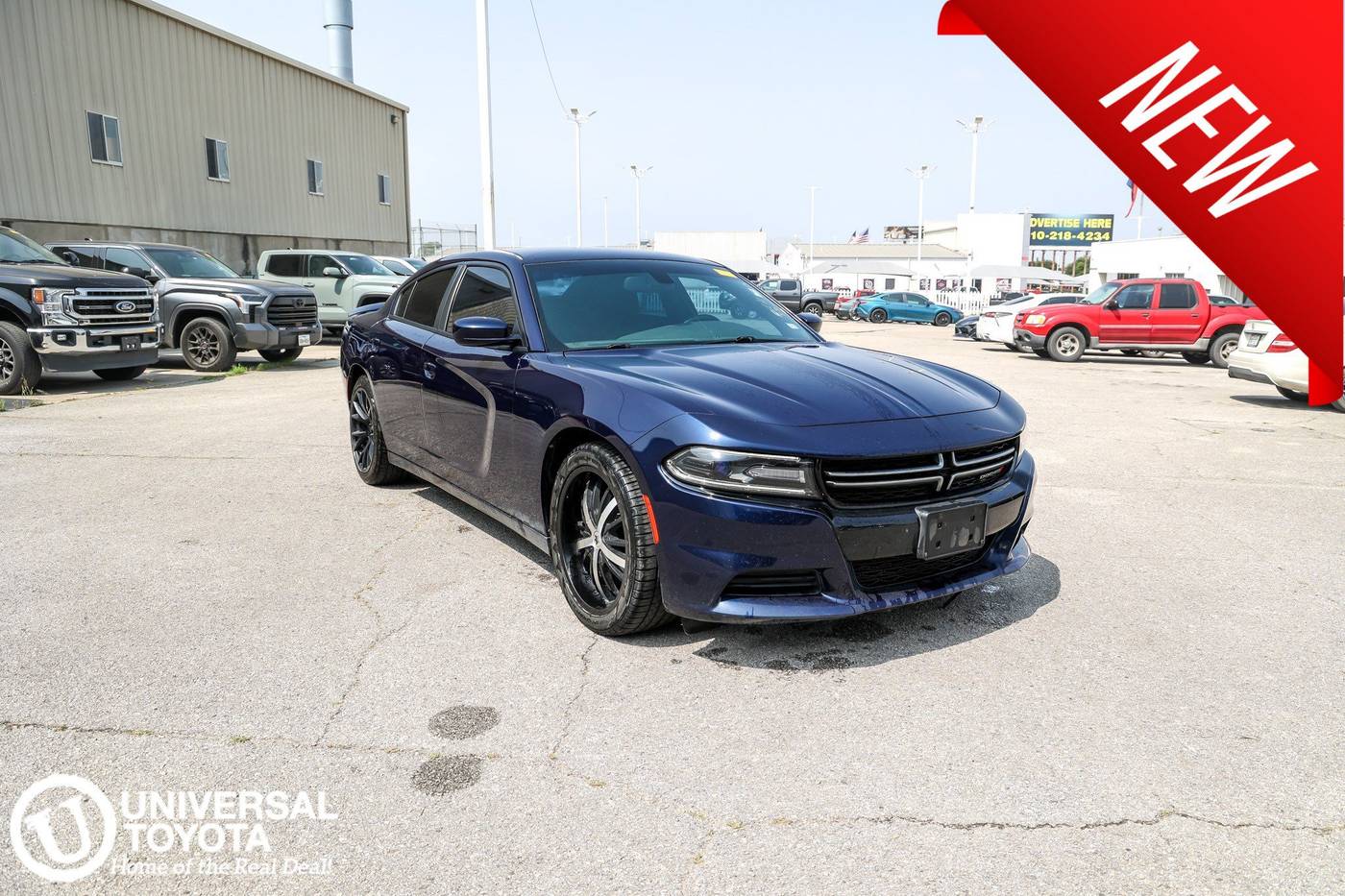 2017 Dodge Charger SE — Sedan — 122,725 mi — San Antonio, TX