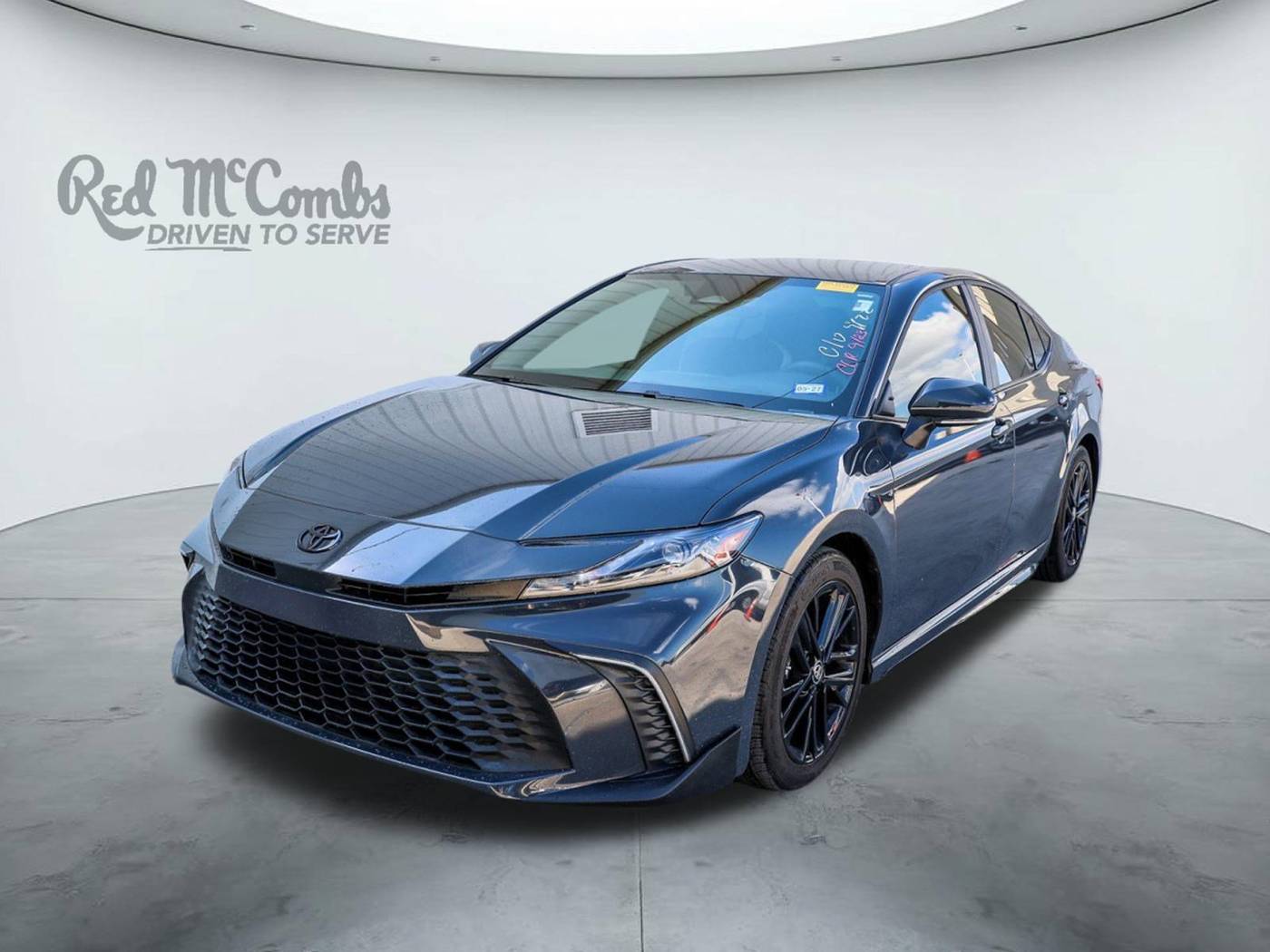 2025 Toyota Camry Hybrid SE — Sedan — 7,902 mi — San Antonio, TX