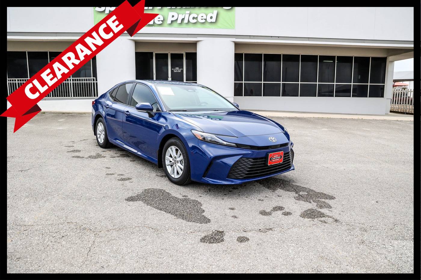 2025 Toyota Camry LE — Sedan — 2,780 mi — San Antonio, TX