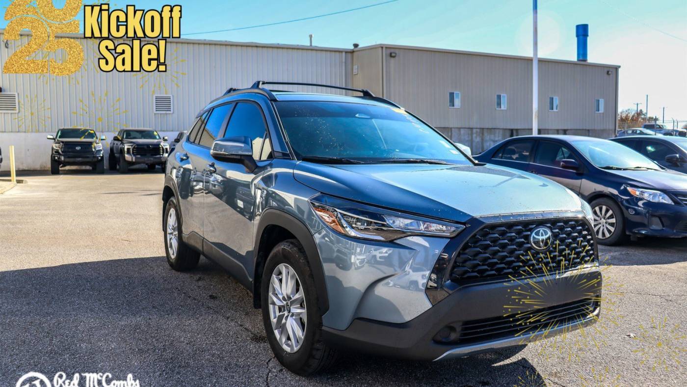 2023 Toyota Corolla Cross LE — SUV — 8,043 mi — San Antonio, TX