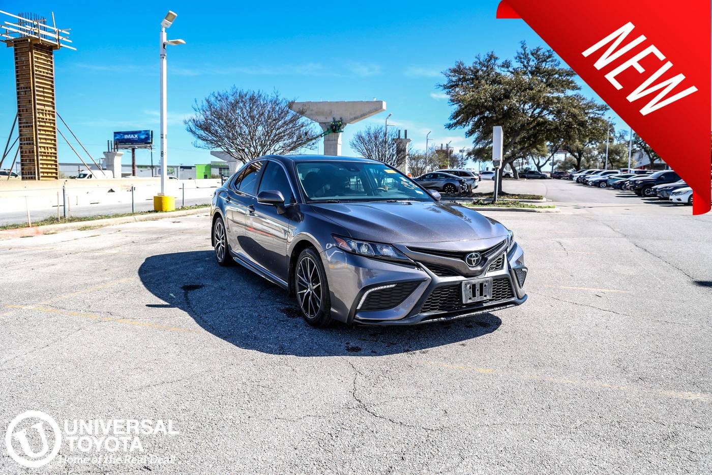 2023 Toyota Camry SE — Sedan — 27,176 mi — San Antonio, TX