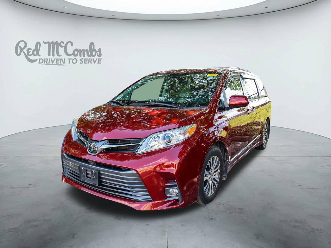 2020 Toyota Sienna XLE — Minivan — 46,256 mi — San Antonio, TX