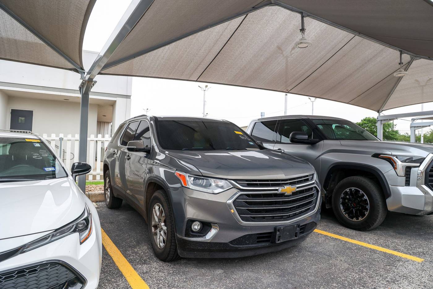 2019 Chevrolet Traverse LT Cloth — SUV — 140,301 mi — San Antonio, TX