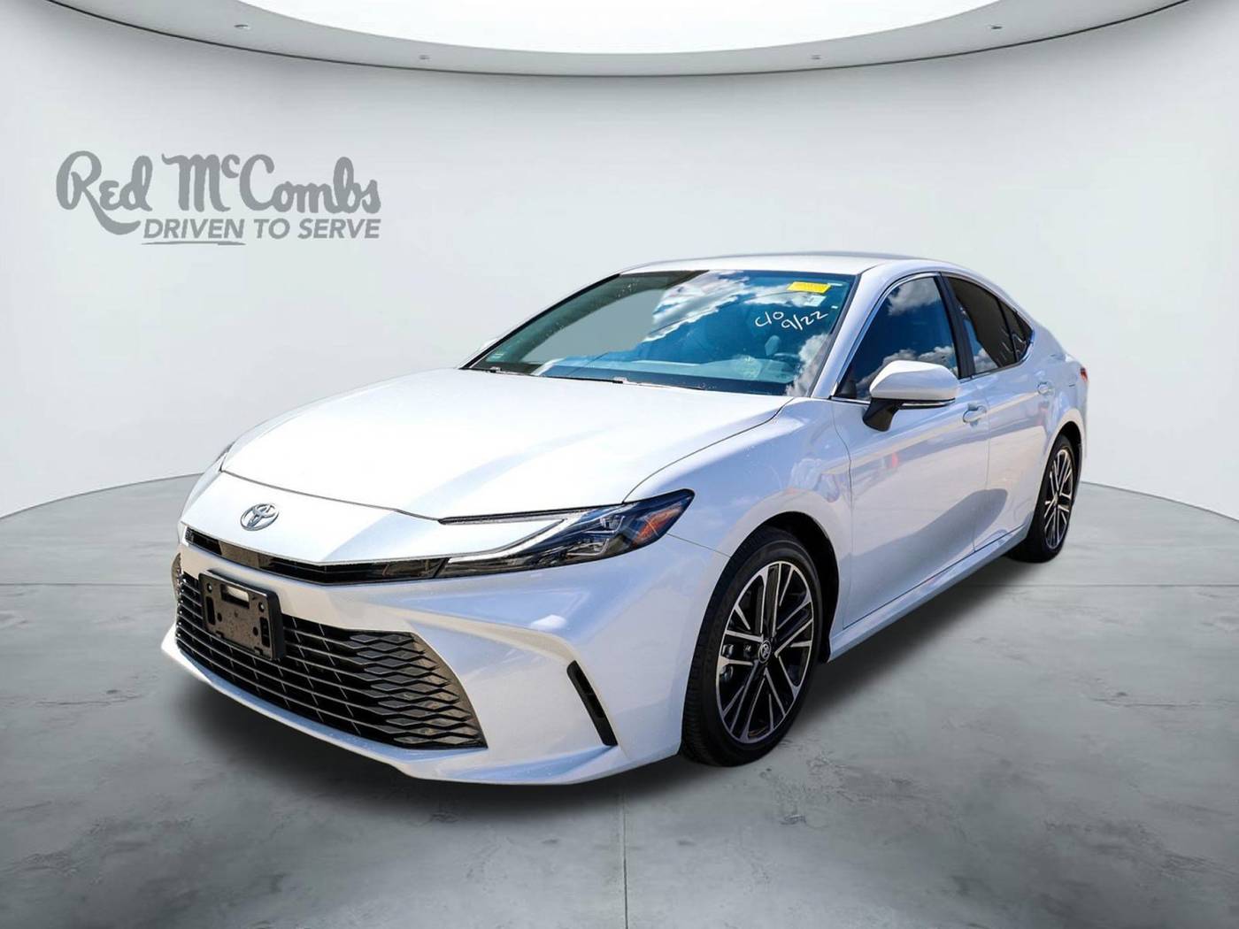 2025 Toyota Camry Hybrid XLE — Sedan — 2,737 mi — San Antonio, TX
