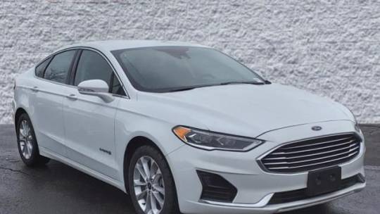 2019 Ford Fusion Hybrid SEL — Sedan — 73,503 mi — Matteson, IL