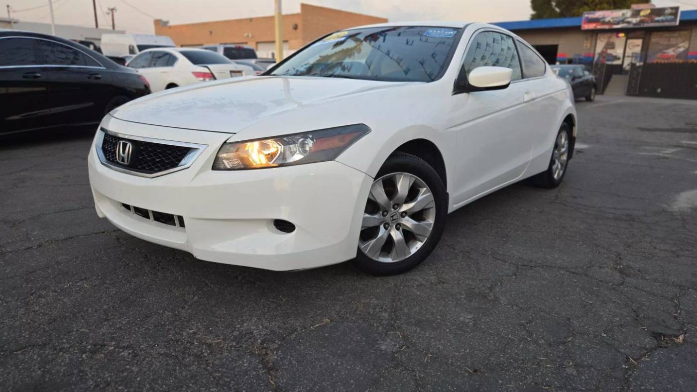 2010 Honda Accord LX-S — Coupe — 136,967 mi — Bellflower, CA
