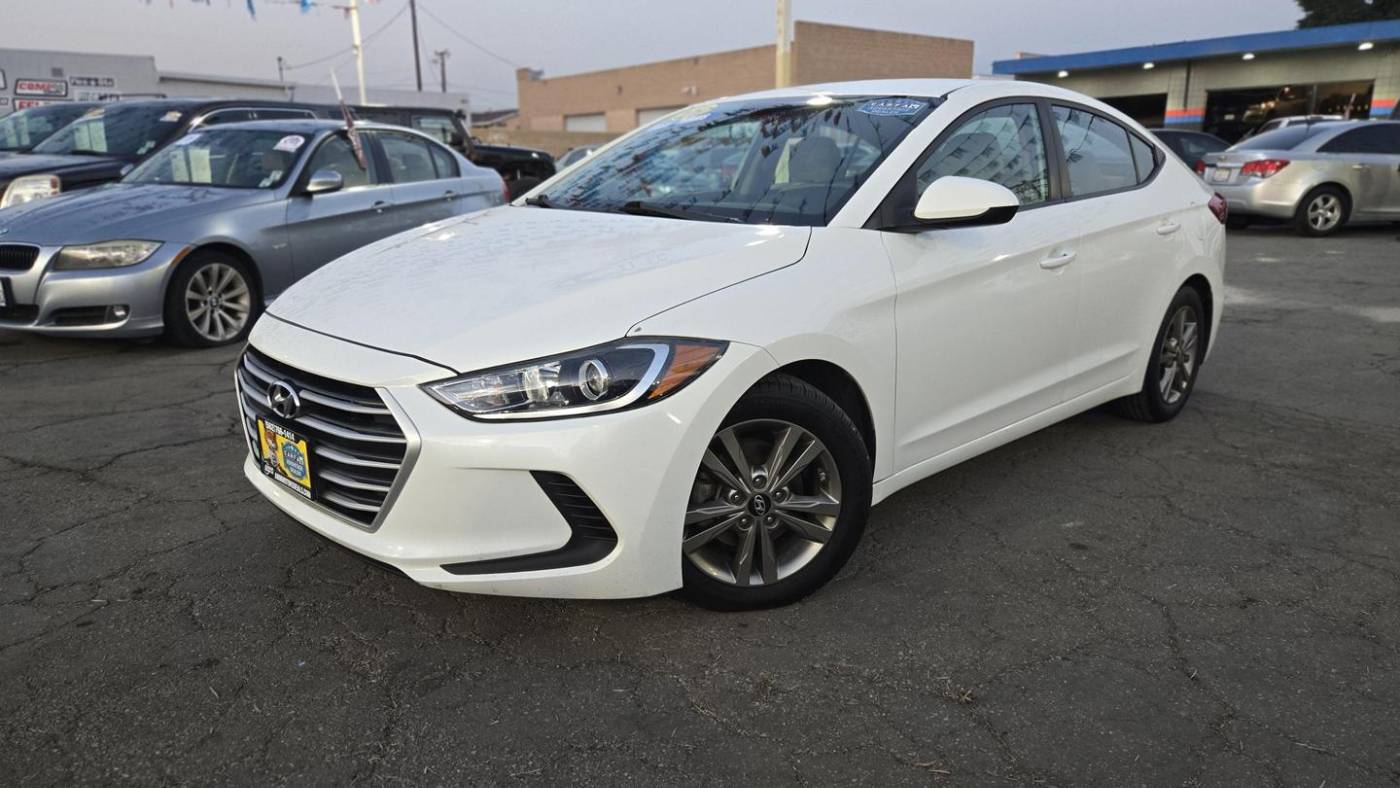 2017 Hyundai Elantra SE — Sedan — 96,409 mi — Bellflower, CA