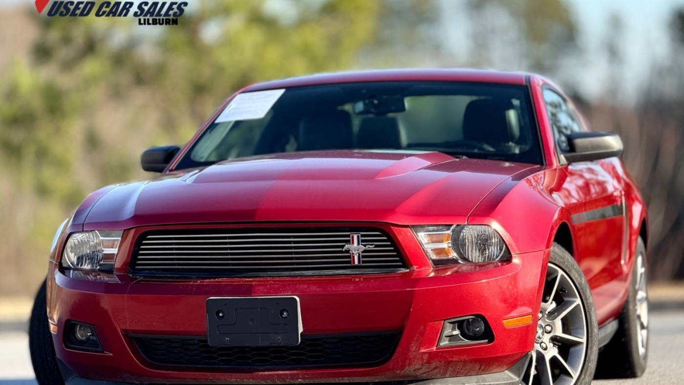 2012 Ford Mustang V6 Premium — Coupe — 26,320 mi — Lilburn, GA
