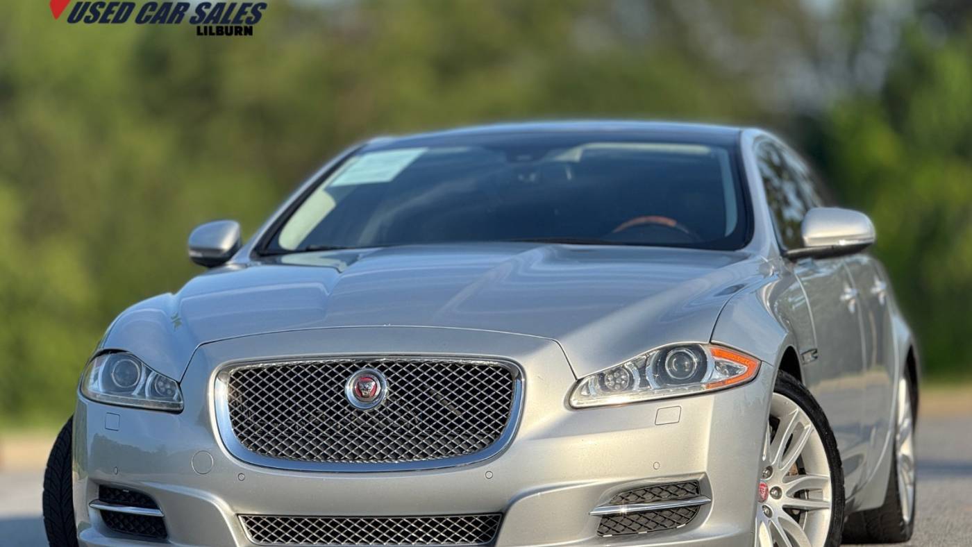 2015 Jaguar XJ Base