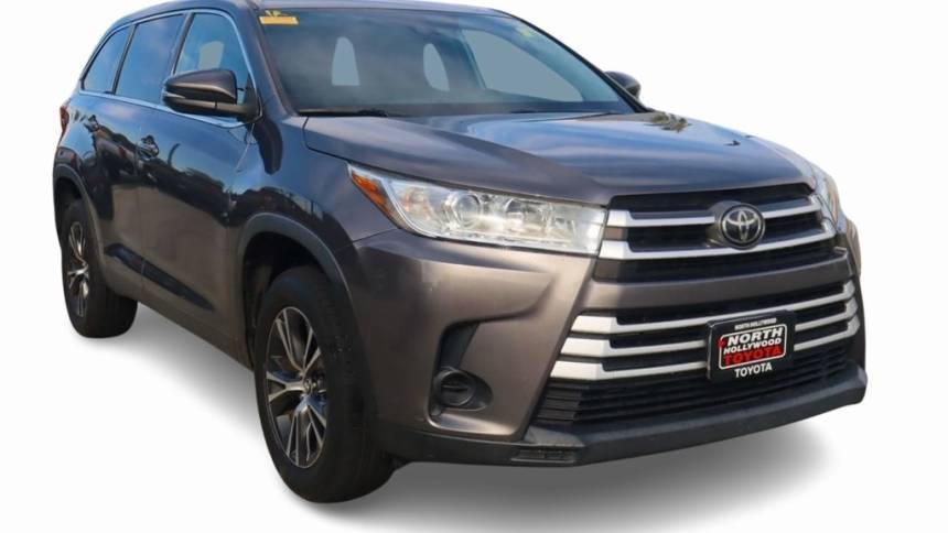 2019 Toyota Highlander LE V6 — SUV — 80,062 mi — North Hollywood, CA